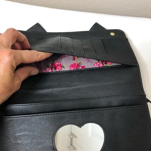 Betsey Johnson Faux Leather Romantic Floral Multi Pockets Crossbody Purse - Picture 7 of 16